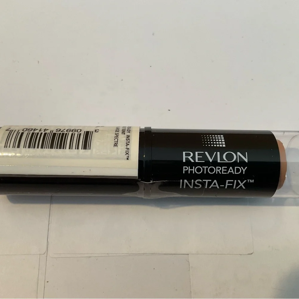 REVLON PHOTOREADY INSTA-FIX - 160 Medium Beige Foundation Stick